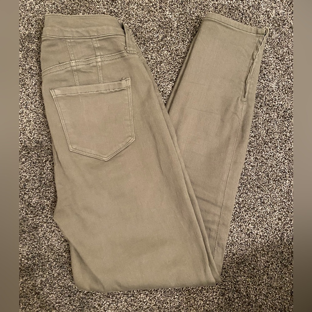 Fashion Nova Green Pant Size 1/25